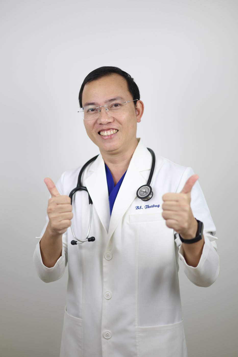 Bác sĩ Thường đồng hành cùng cô chú anh chị trên hành trình chăm sóc sức khỏe